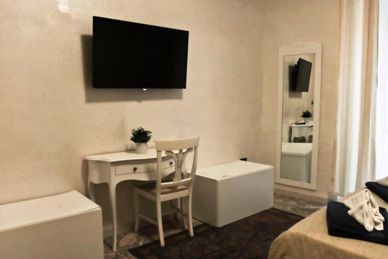 Olimpo Degli Dei Bed & Breakfast Наполи Екстериор снимка