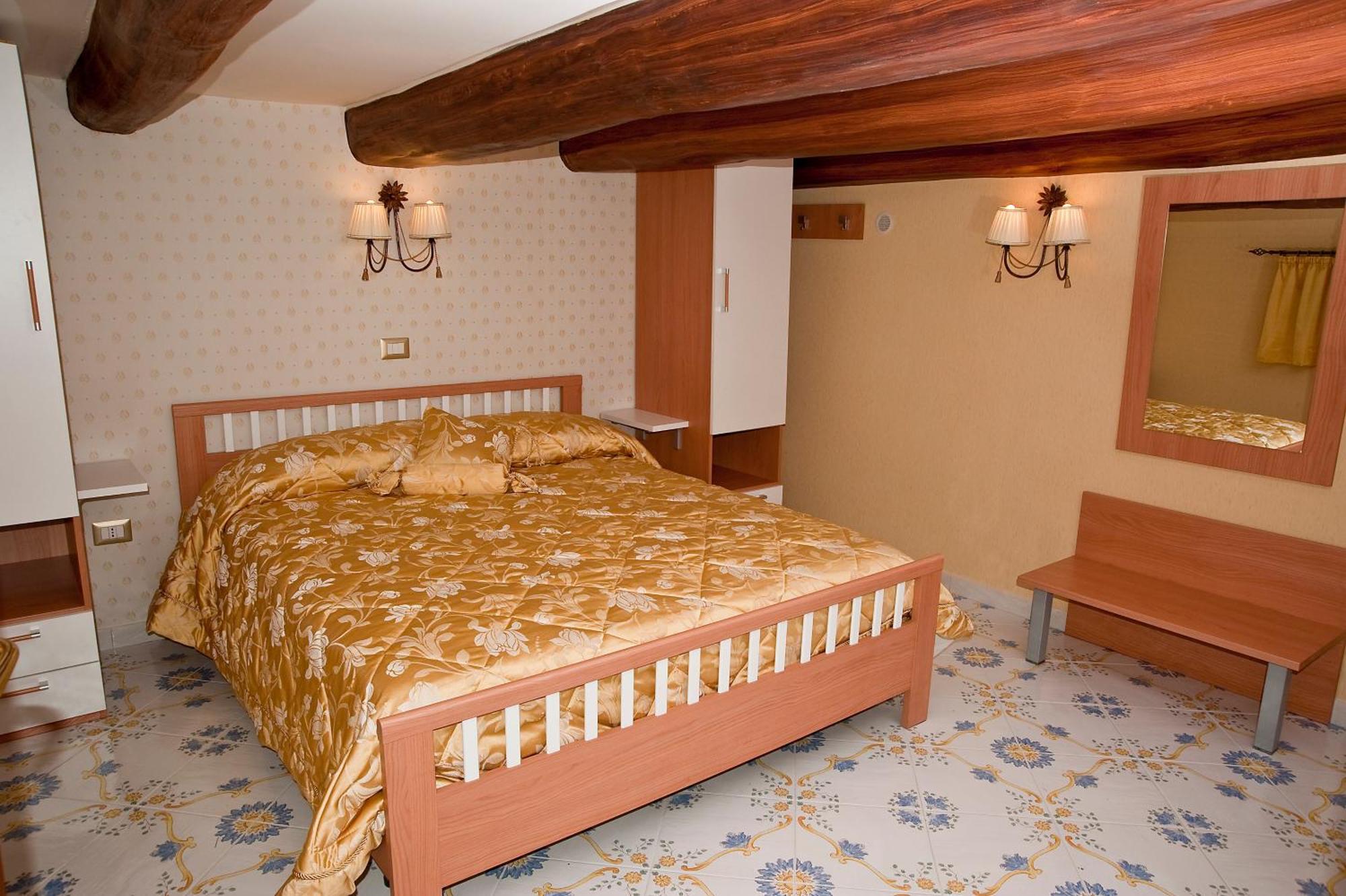 Olimpo Degli Dei Bed & Breakfast Наполи Екстериор снимка