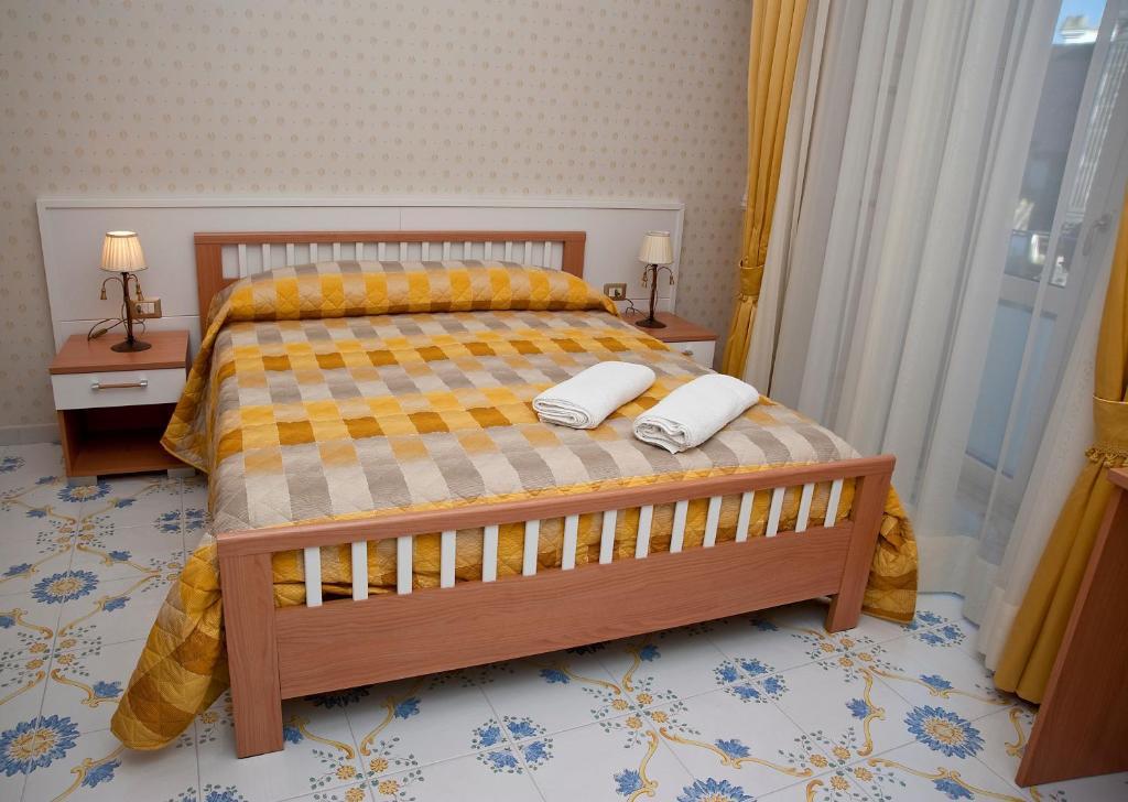 Olimpo Degli Dei Bed & Breakfast Наполи Стая снимка